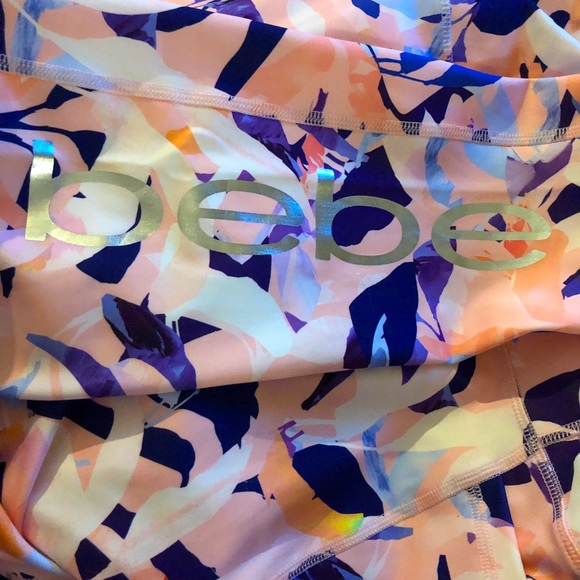 ππ½ββοΈbebe sport | Pink Floral Print Athletic Pocket Capri Pants - Picture 6 of 15